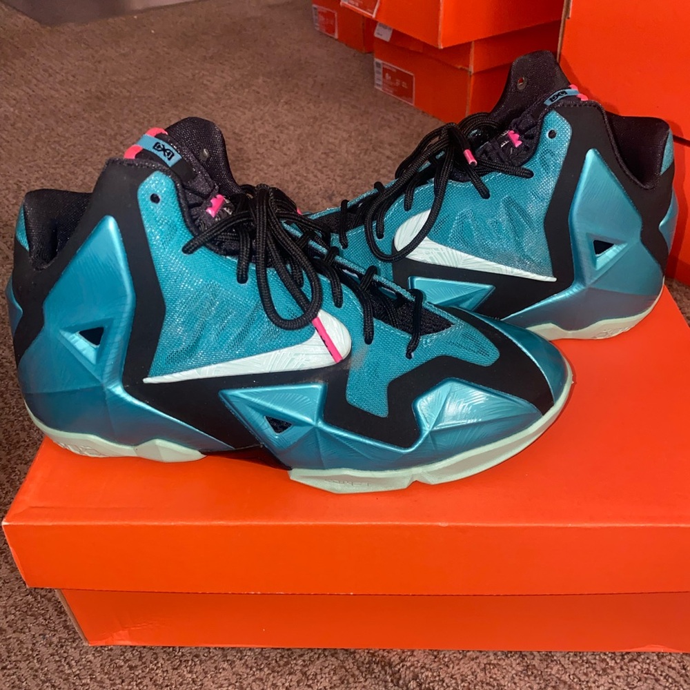 LeBron 11 south beach